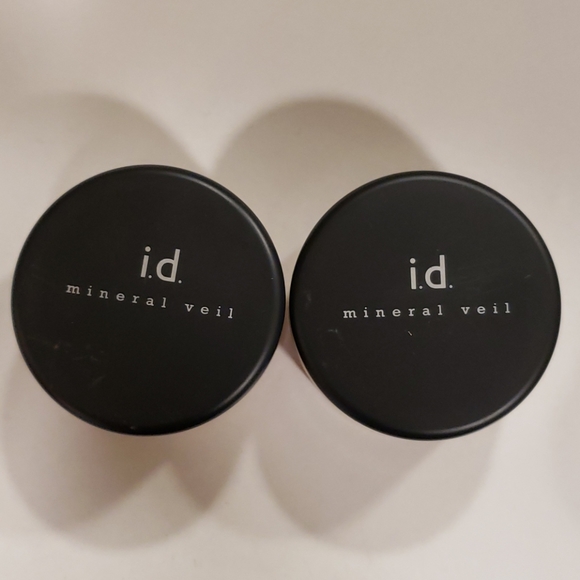 NWT bareMinerals Tinted Mineral Vail - Lot of 2